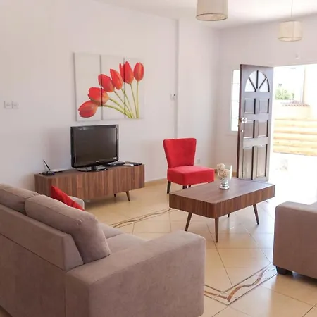 Queens Paradise 1 Villa *