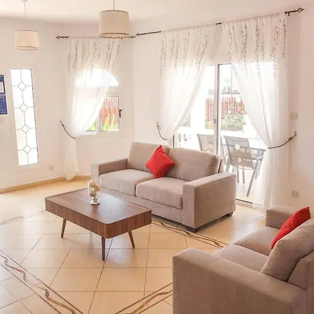 Villa Queens Paradise 1